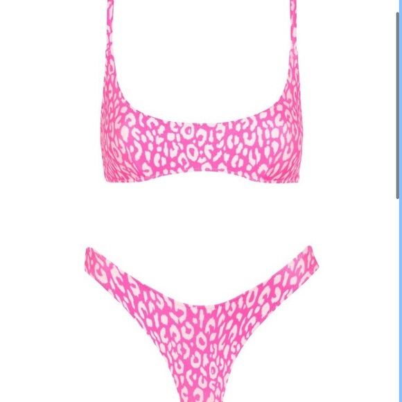 ISO THIS BIKINI FROM TRIANGL OR EVEN KNOCK OFF!! - Picture 1 of 1